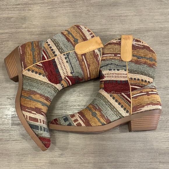 Wonderly Buckley women’s low boho southwest print Cowboy boots size 6 - Picture 10 of 12